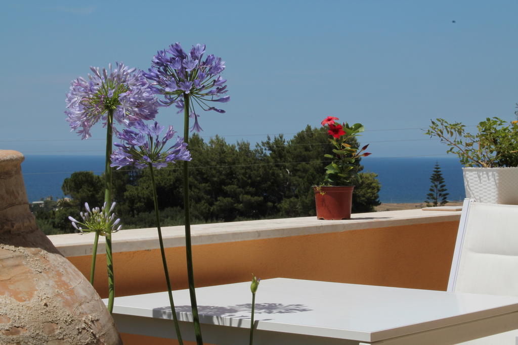 Casale Belvedere Vista Mare Valderice Bagian luar foto